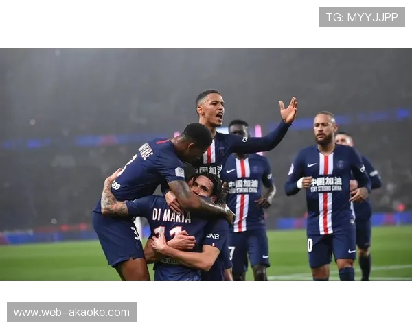 巴黎圣日耳曼轮换阵容，登贝莱领衔攻击线