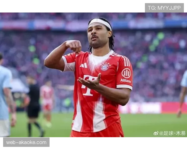 德甲第28轮综述：拜仁达成联赛百球，多特保持追赶态势